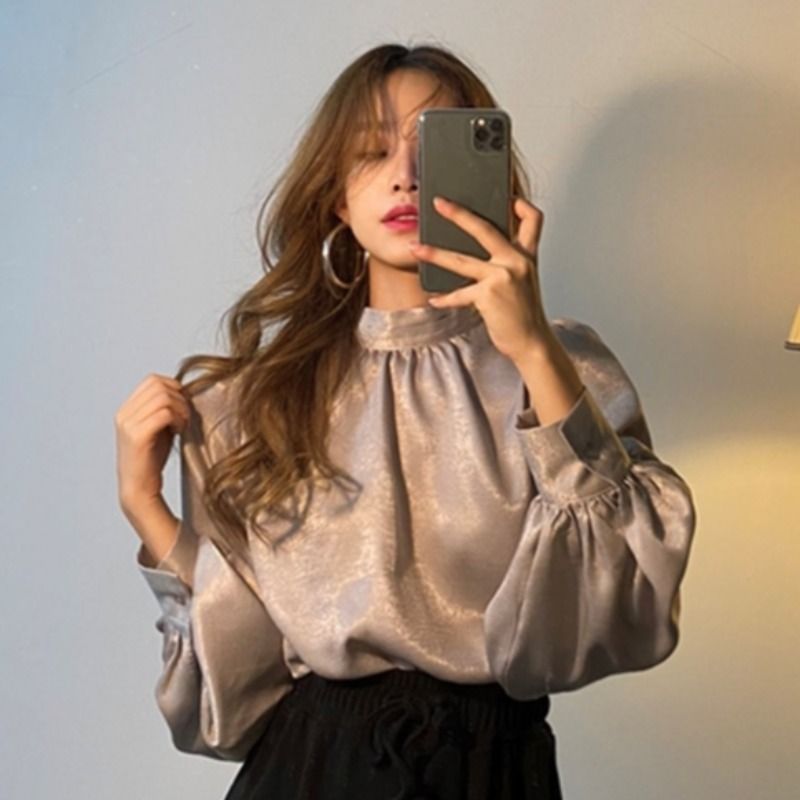 Early Autumn French Fashion Stand Collar Personalized All-match Lantern Sleeve High-grade Satin Shirt